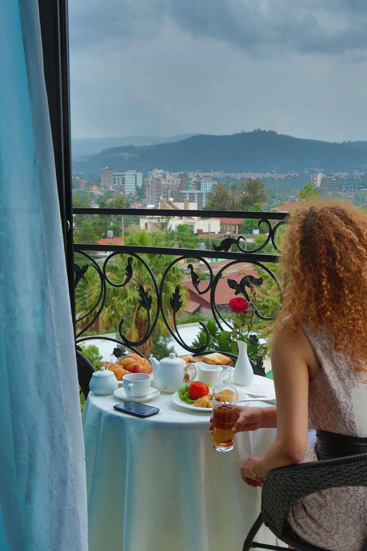 The Residence Hotel Адис Абеба Екстериор снимка