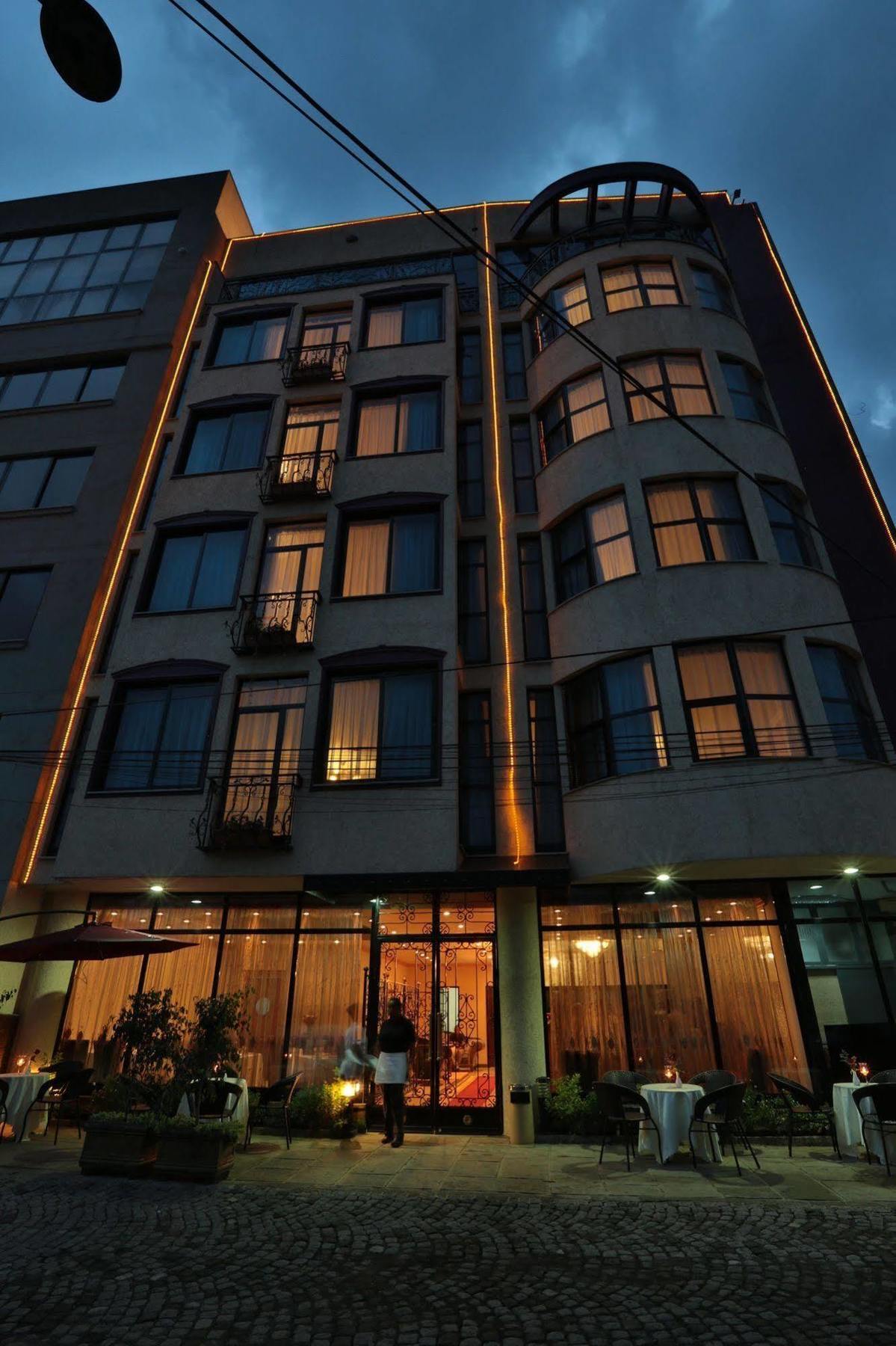 The Residence Hotel Адис Абеба Екстериор снимка